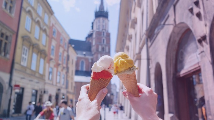 Akibat anak sering makan es krim