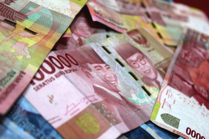 Uang uangan mainan anak