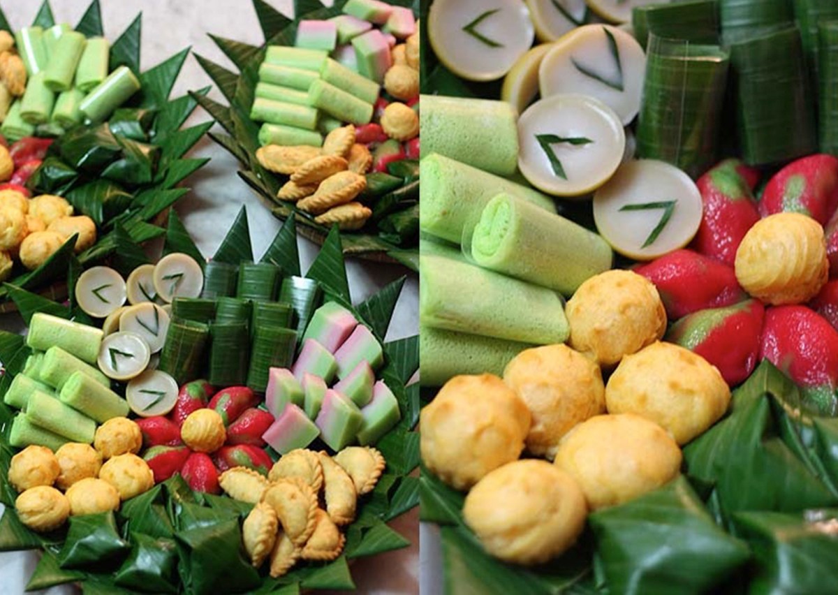 Jajanan Pasar, Various and Colorful Traditional Indonesian Snacks Stock ... Jajanan Pasar, Various and Colorful Traditional Indonesian Snacks Stock ...