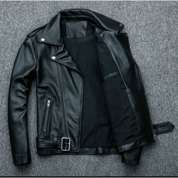 Tampil Gagah dengan 9 Rekomendasi Jaket Army Pria Terbaik - Weva Garment