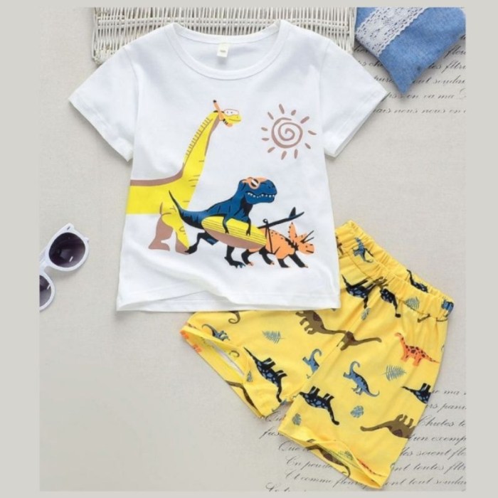 Setelan kaos anak perempuan