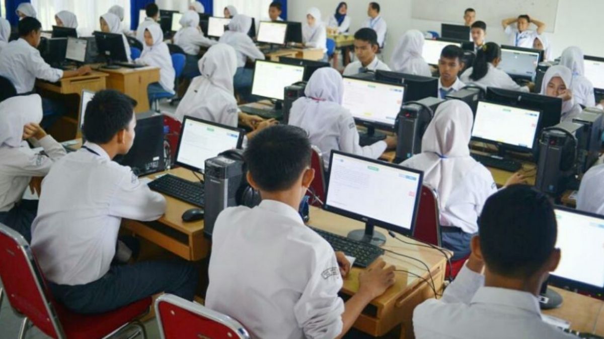 Mengupas Apa Itu PKL Untuk SMK? - PKL SMK