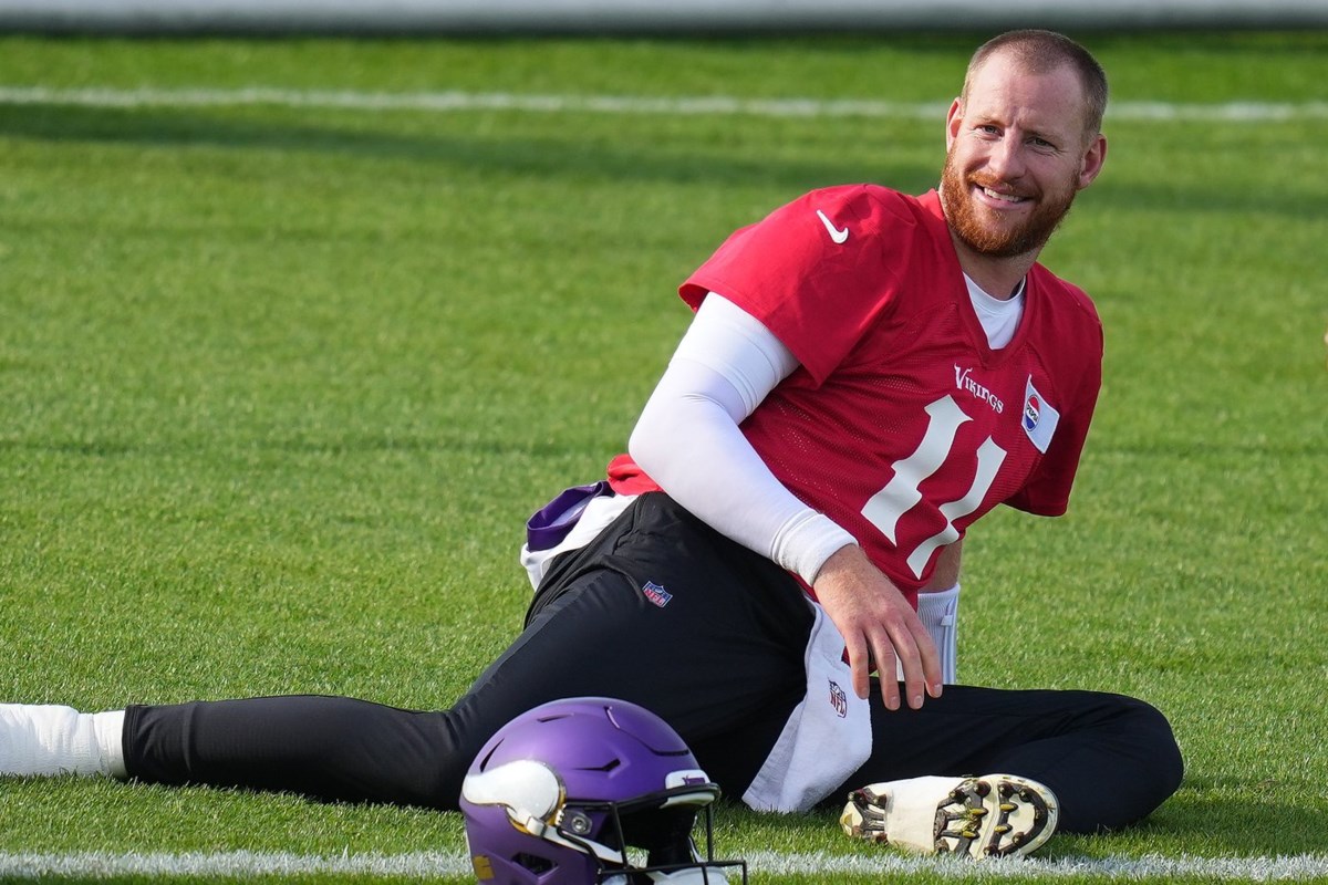 Banged-up Vikings stay abroad to face Browns in London matchup of ...