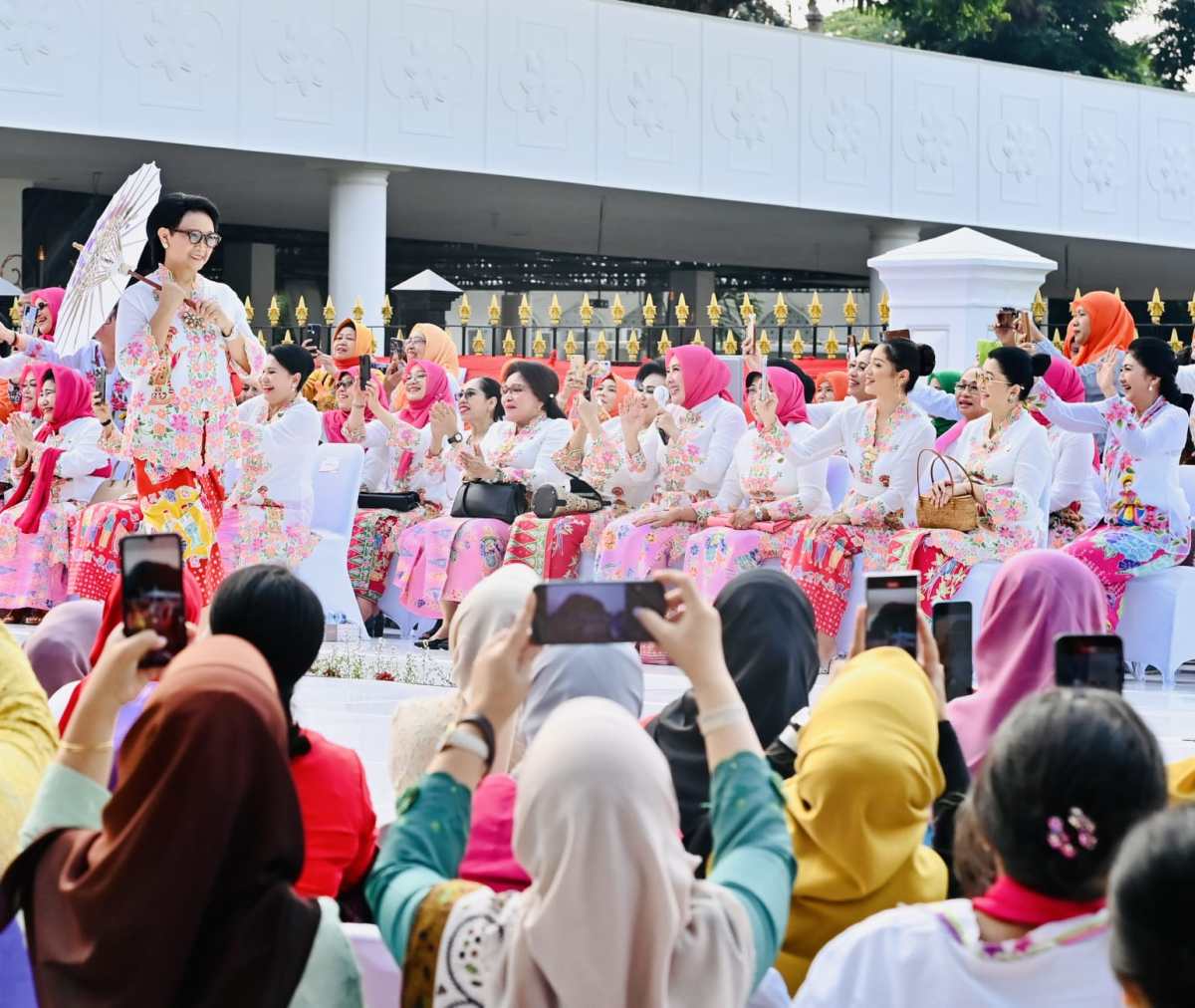 Hari kebaya nasional